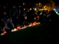Ljubljana, 05.11.2015 Prižiganje 2600 sveč pred Državim zborom v spomin 2600 preminulih beguncev na poti v evropo.