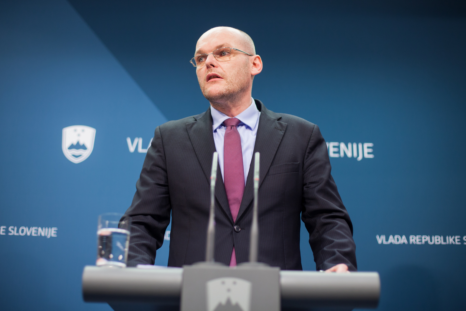 17. februar 2016, Tiskovna konferenca. Ministrer Goran Klemenčič